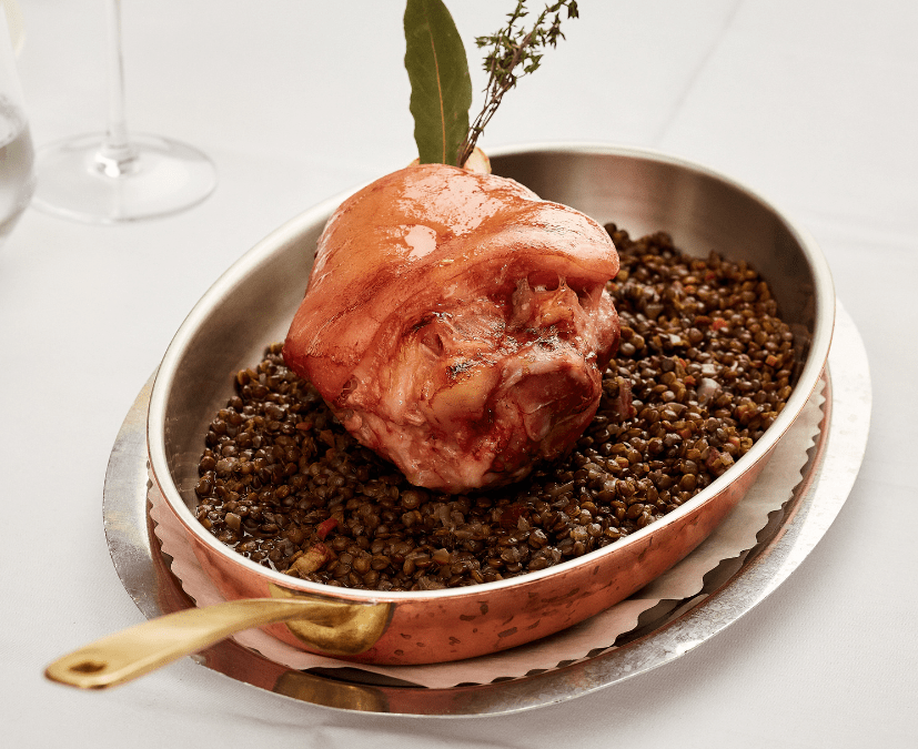 Jarret de porc à l&rsquo;ancienne et lentilles vertes