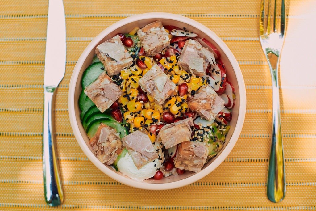 Poke bowl crudités